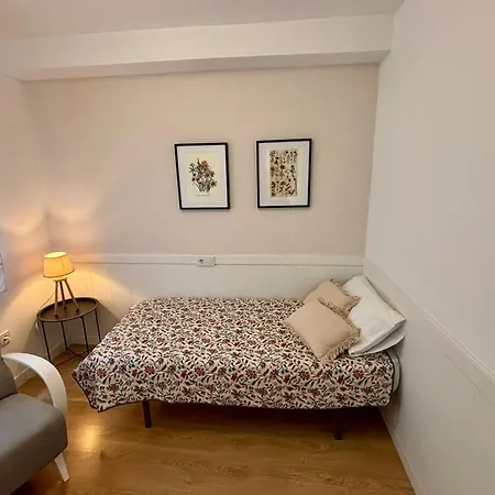 Apartment Valladares Free Parking Center